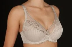 Reggiseno Con Ferretto Senza Imbottitura Coppa C-E Selene Art. Mariluz -Stile Intimo Negozio s mariluz tierra